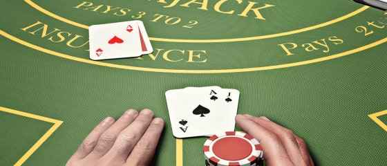 Ziniet atšķirību: Blackjack pret pokeru!